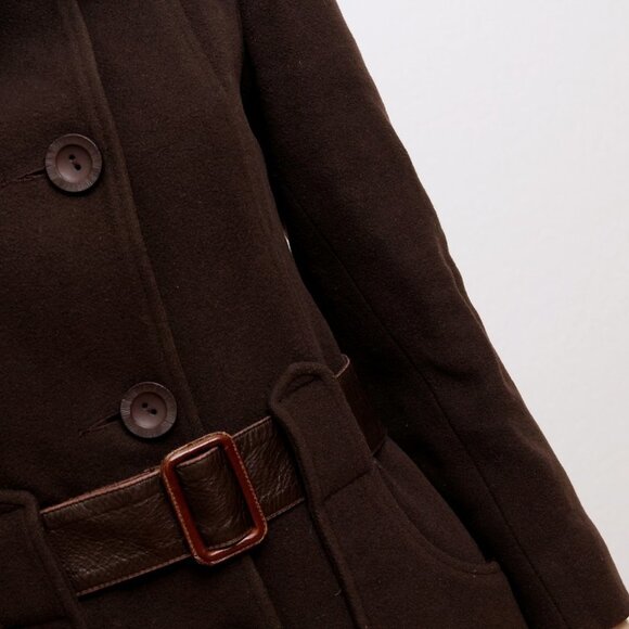 Elegant Brown Women's Coat - Picture 9 of 16